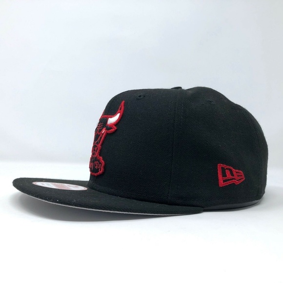 Chicago Bulls (Chicago U.S.A) New Era Snapback Hat - Picture 3 of 7